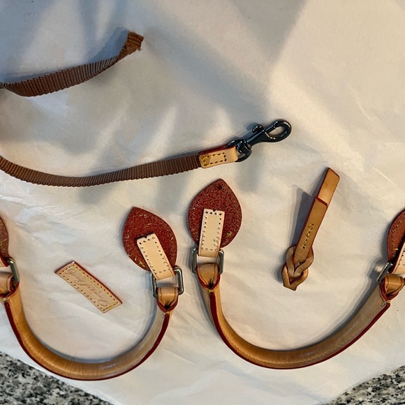 Dooney & Bourke (for rehab) Tan Leather Accessory Set EUC - Picture 5 of 9